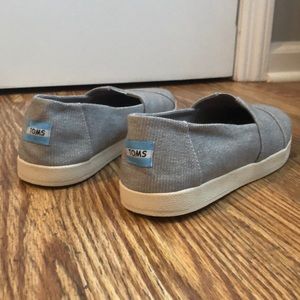 TOMS slip ons